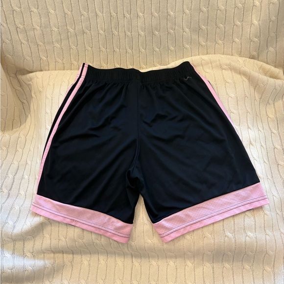 Adidas - Picture 5 of 7